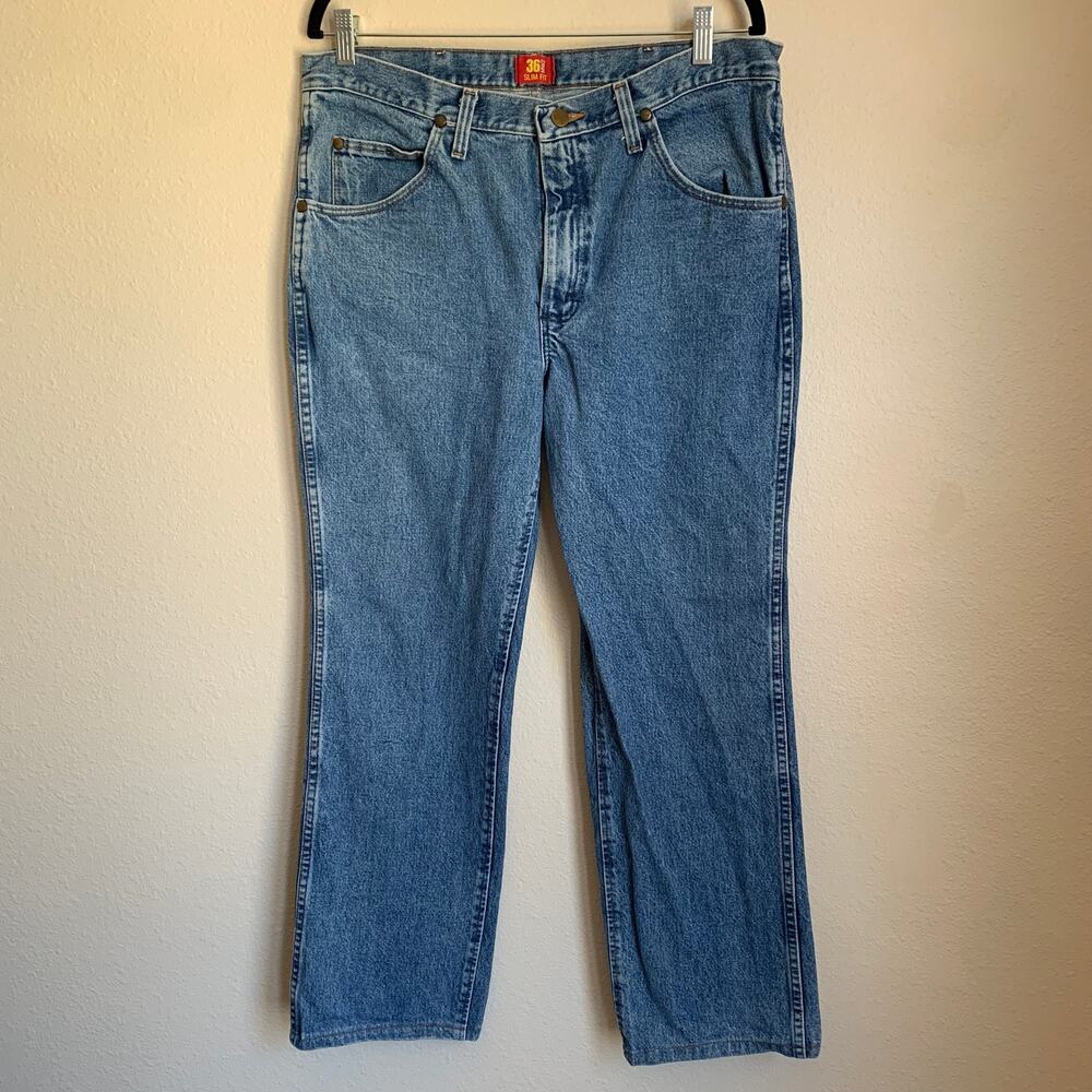 Wrangler Slim Fit‎ Jeans in Blue Light Wash